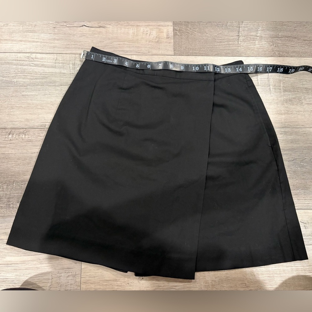 Nicole Miller Black Skort Leopard Lined Tailored Mini Skirt Size 8🖤 - Picture 5 of 7